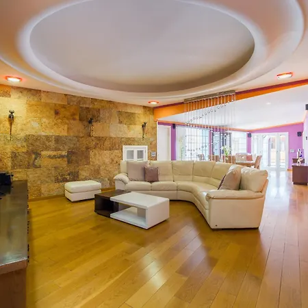 Suarez By Canariasgetaway *