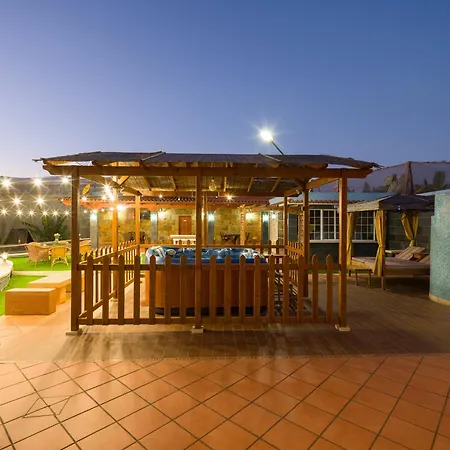 Suarez By Canariasgetaway *